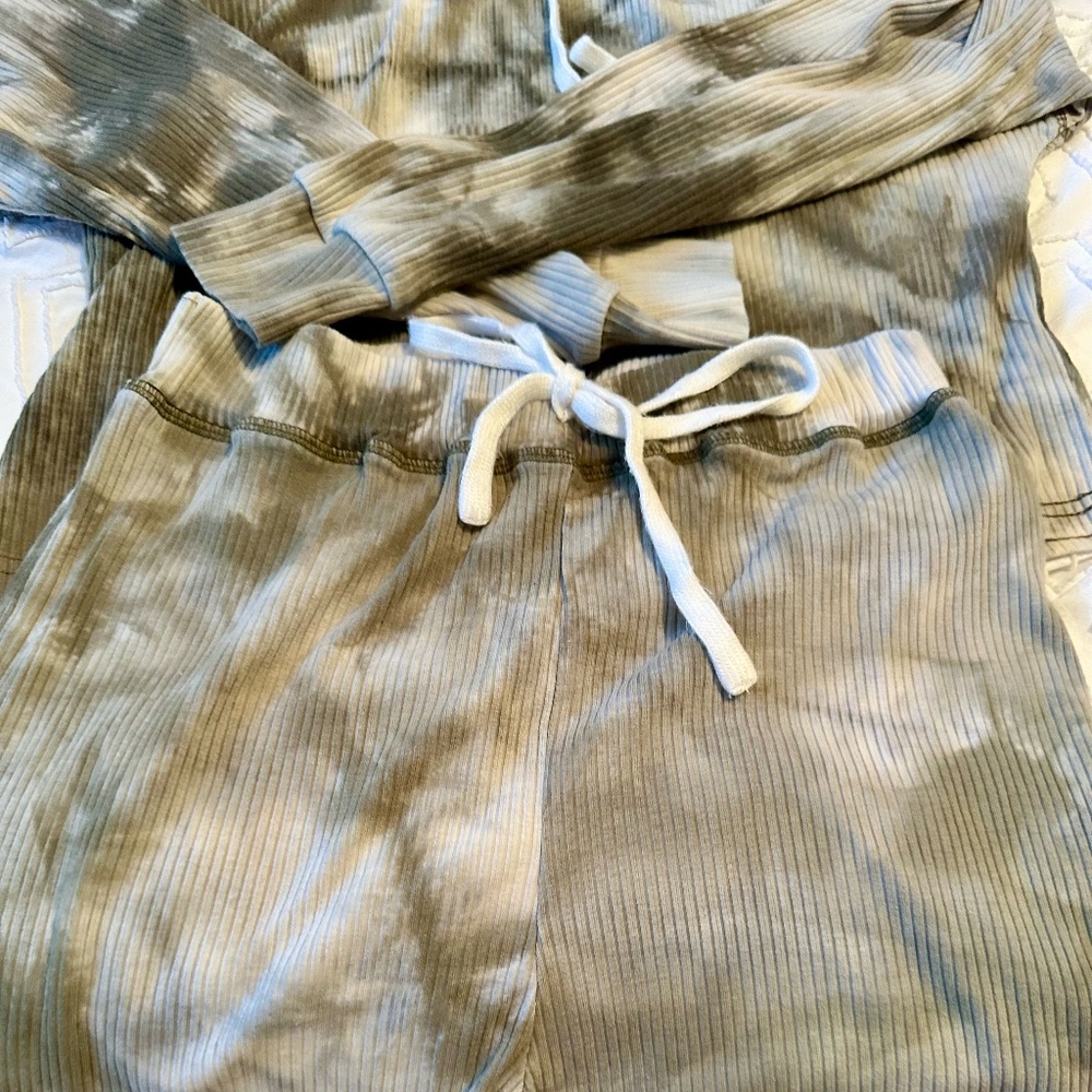 DOUBLJU Women’s Tie-Dye Hoodie Pajama Lounge Set